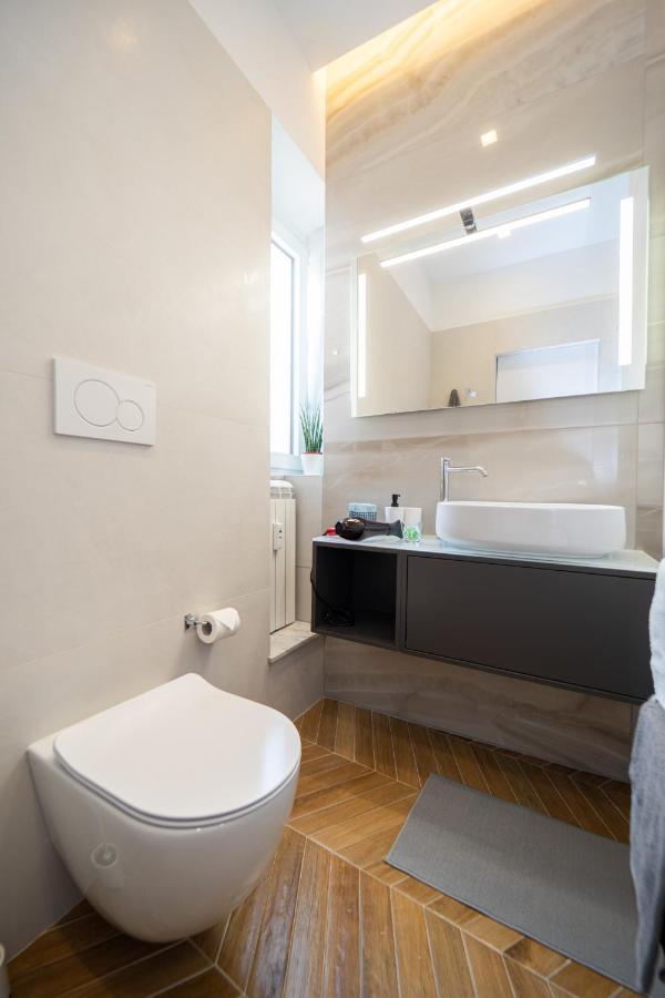 Colosseo Luxe Apartment In The Center Of Rome Luaran gambar