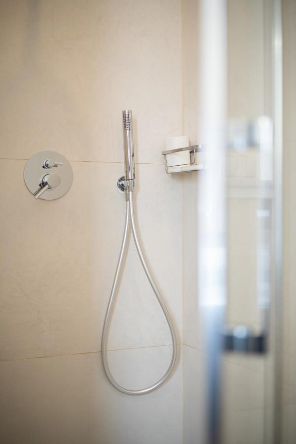 Colosseo Luxe Apartment In The Center Of Rome Luaran gambar