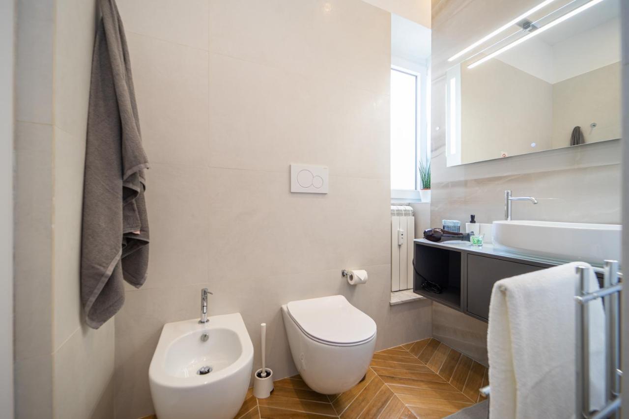Colosseo Luxe Apartment In The Center Of Rome Luaran gambar