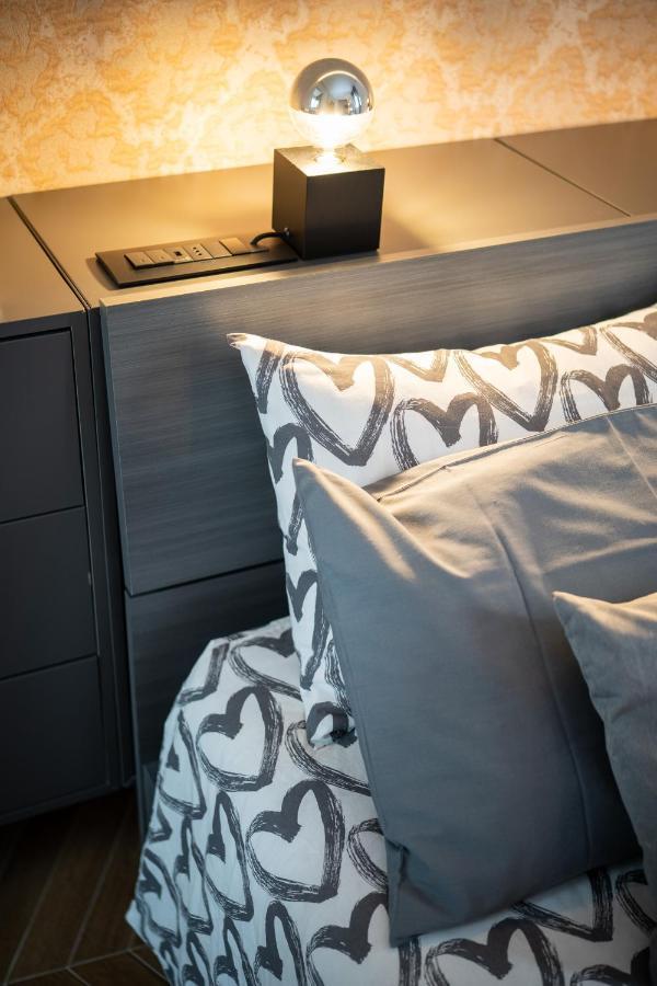 Colosseo Luxe Apartment In The Center Of Rome Luaran gambar