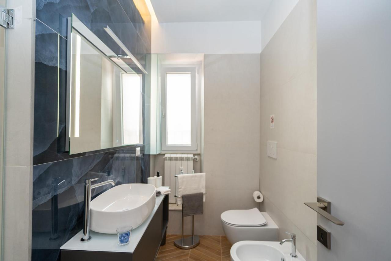 Colosseo Luxe Apartment In The Center Of Rome Luaran gambar