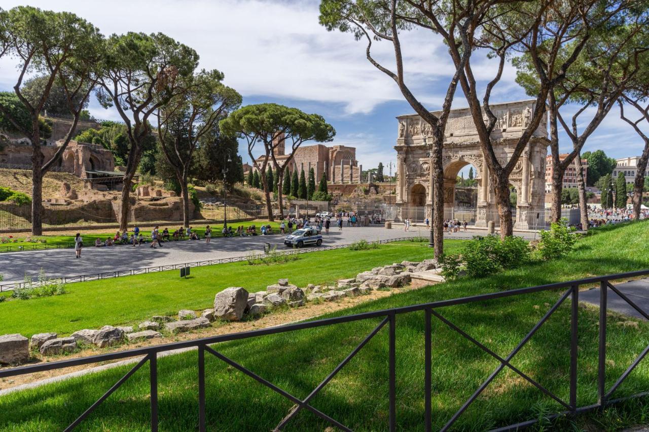 Colosseo Luxe Apartment In The Center Of Rome Luaran gambar
