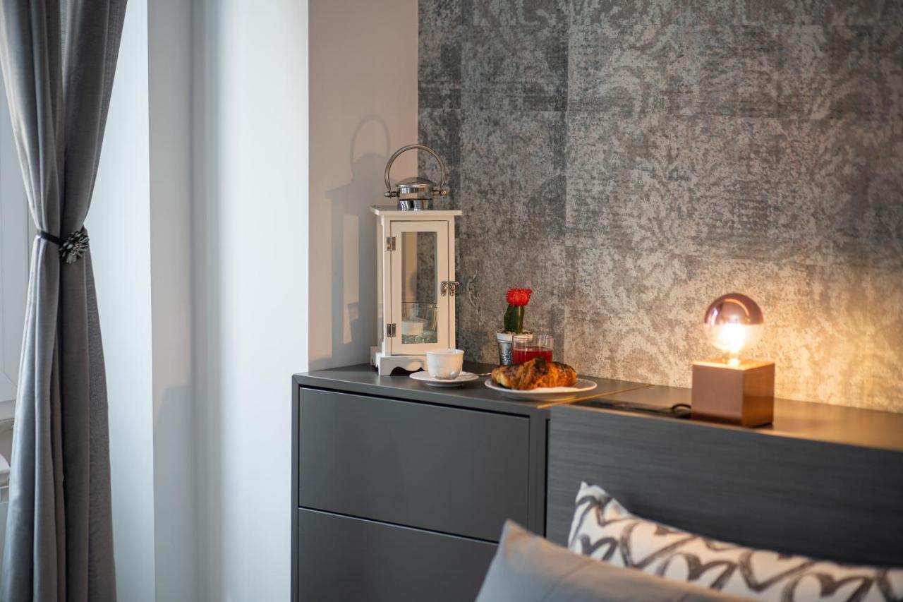 Colosseo Luxe Apartment In The Center Of Rome Luaran gambar